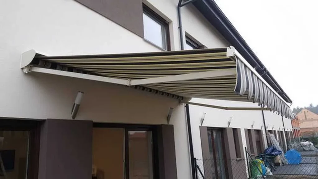 duża markiza tarasowa