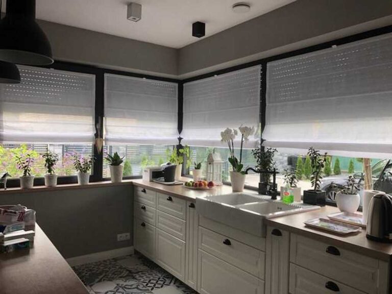 Czy rolety wewnętrzne zatrzymują ciepło