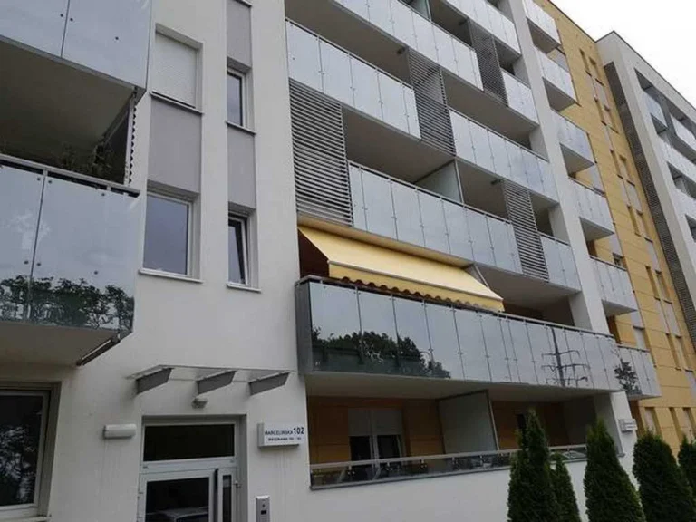 Jaka pergola na balkon