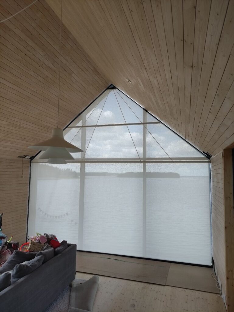 wewnętrzna roleta trójkątna